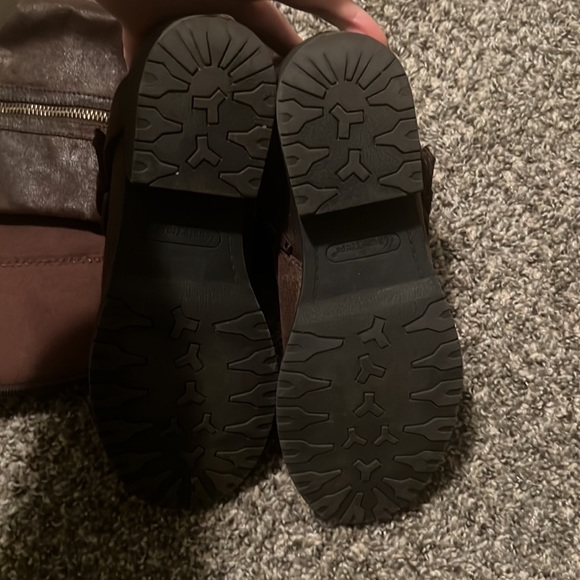 Riding Boots - Picture 3 of 4